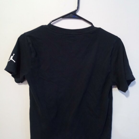 Black Jordan Boys T-shirt (Medium, 12-13 years) - Gently Used - Picture 2 of 2